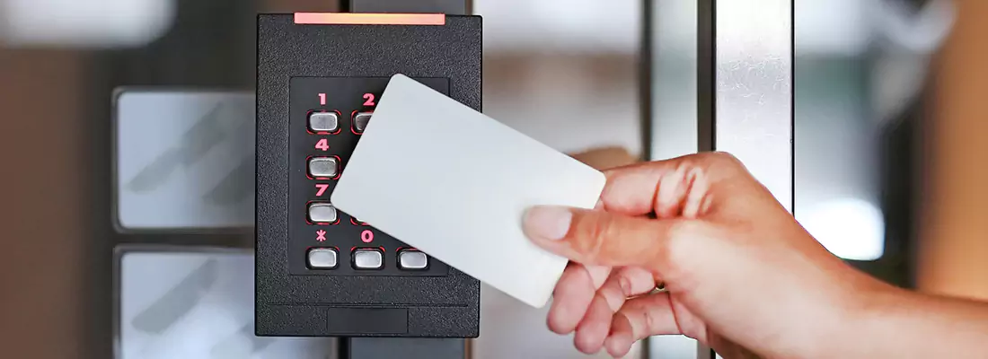 Benefits of Card Lock Readers for Properties in Sarasota, FL
